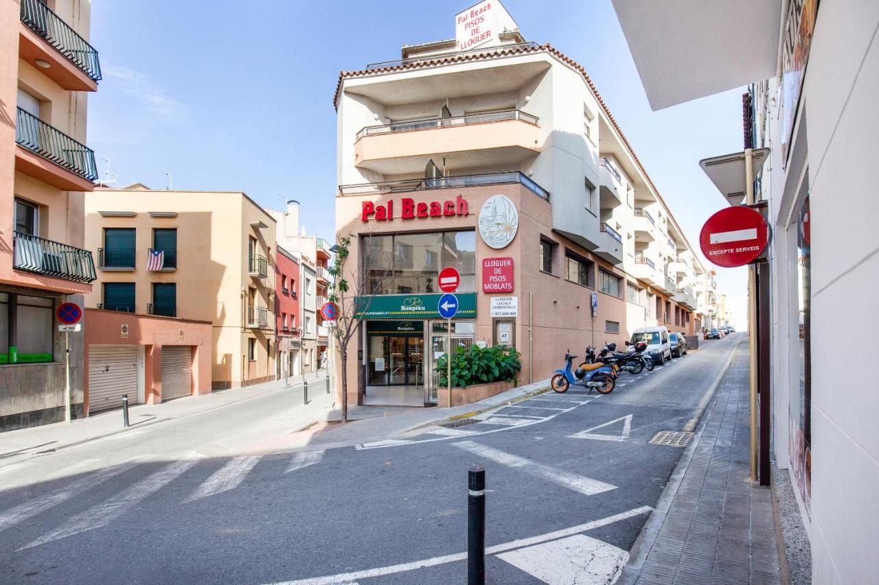 - Pal Apartment Palamos